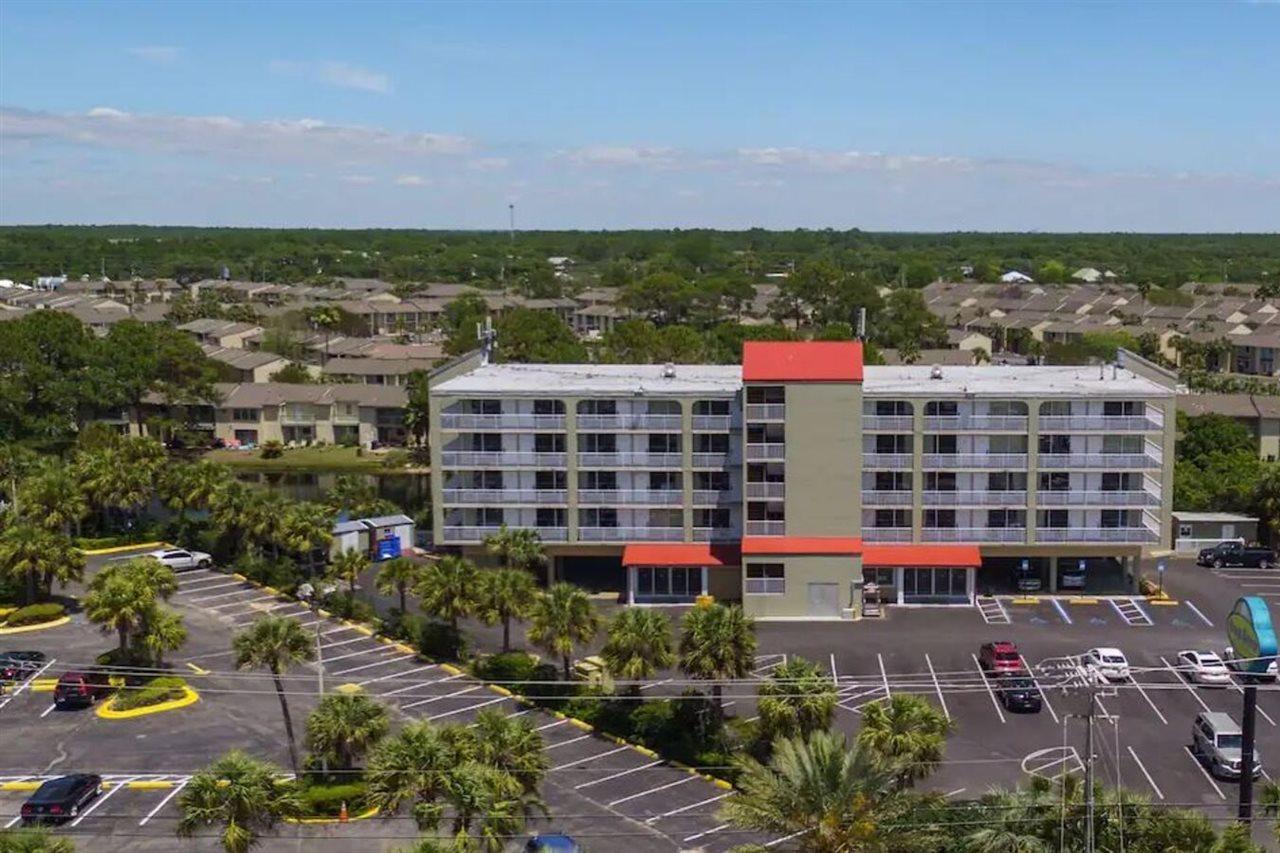 Baymont By Wyndham Panama City Beach Exterior foto
