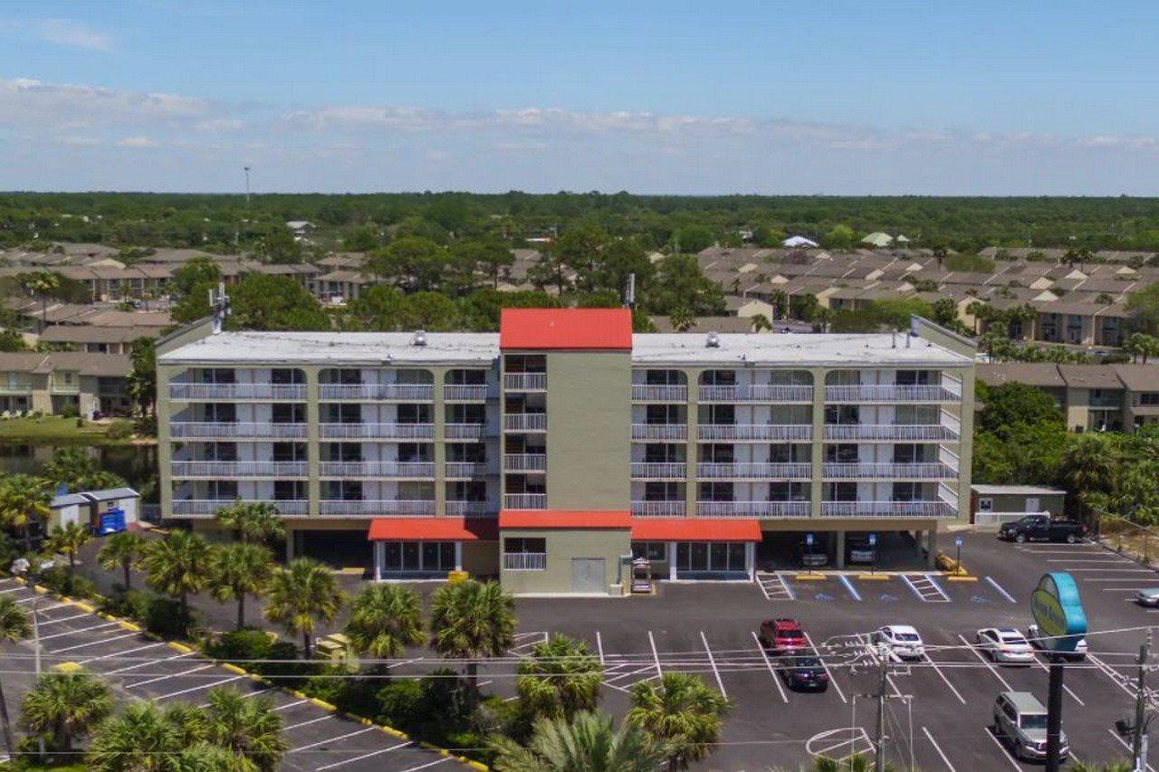 Baymont By Wyndham Panama City Beach Exterior foto