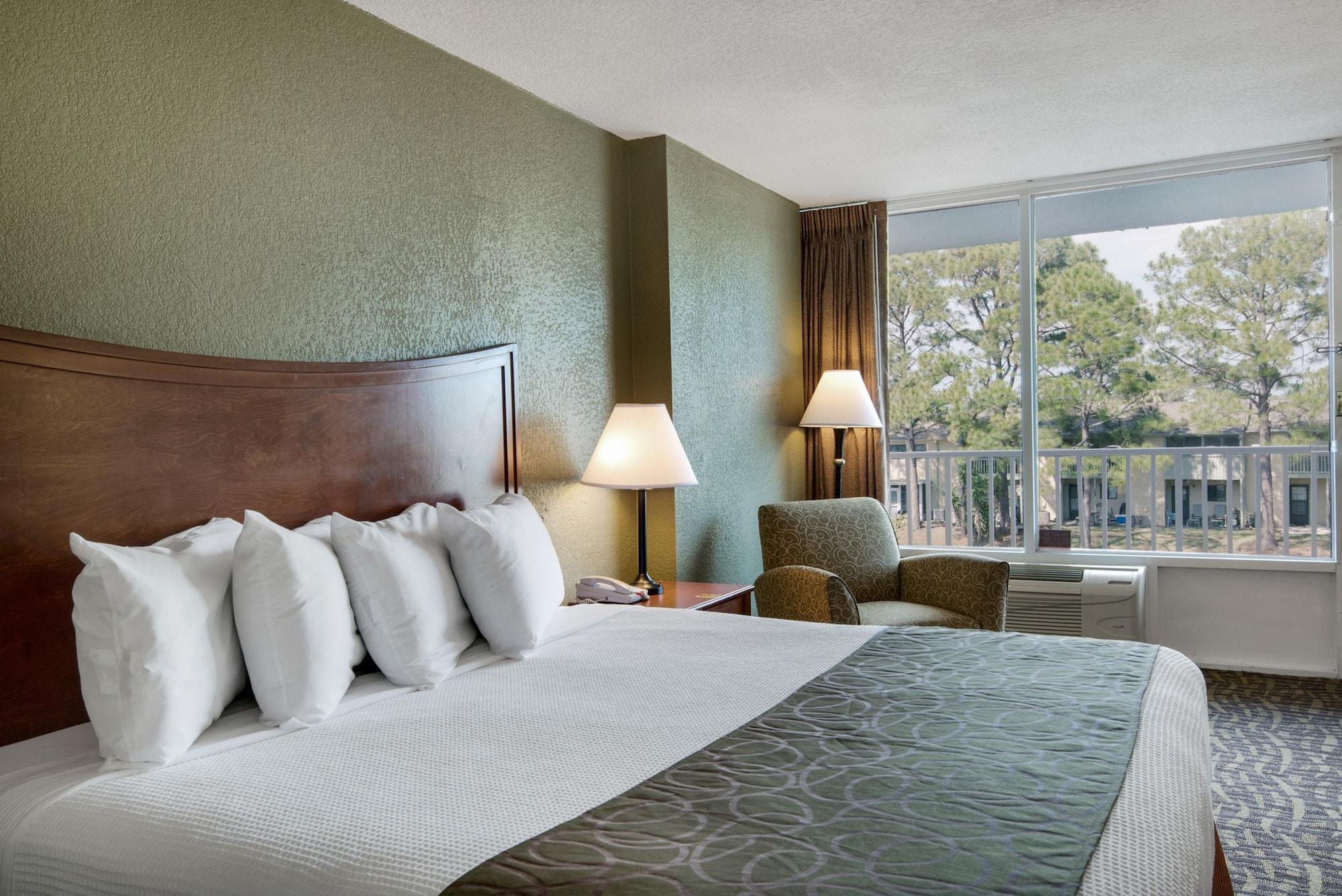 Baymont By Wyndham Panama City Beach Exterior foto