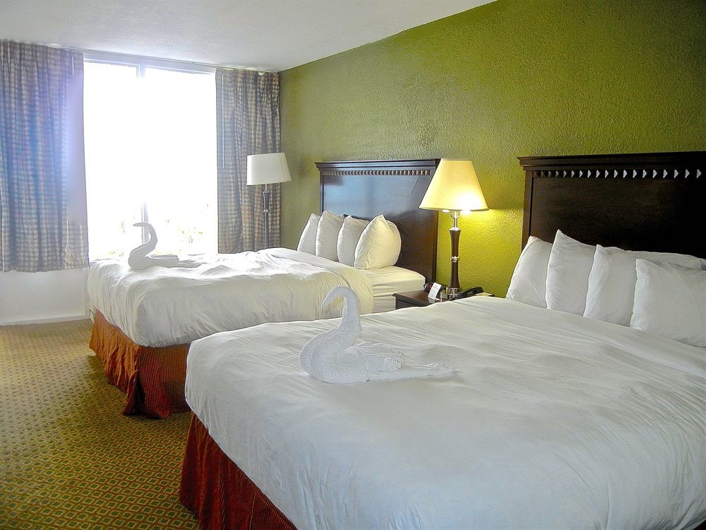 Baymont By Wyndham Panama City Beach Exterior foto