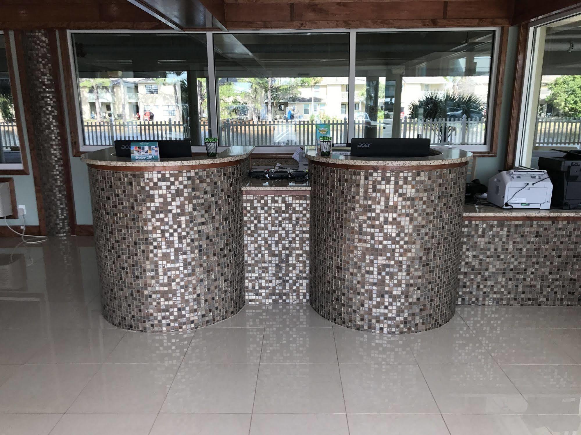 Baymont By Wyndham Panama City Beach Exterior foto